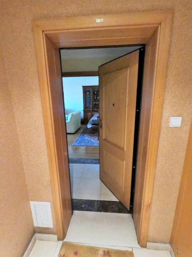 Lisbon 2 Bedroom Apartment With Balcony In アルジェース エクステリア 写真